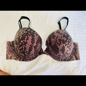 Victoria’s Secret Push Up Bra Snake (New with Tag)